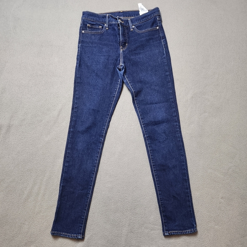 Levi’s 311 Shaping Skinny Jean Dark Wash Size 28